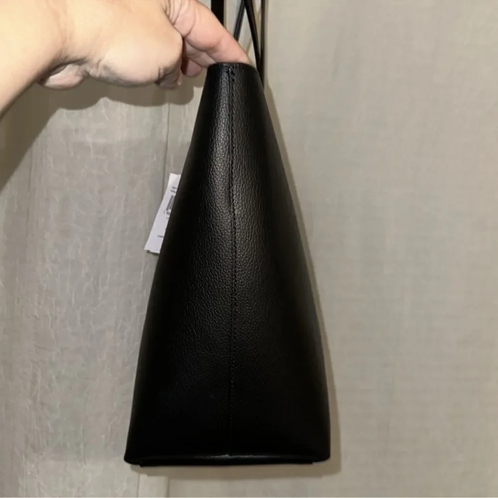 COACH Black Leather Gold Tone Logo Town Tote